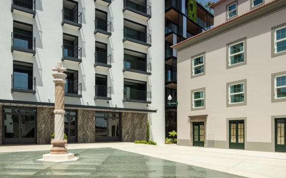 Espaços Comerciais - Savoy Residence | Insular 